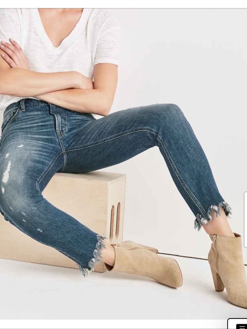Lucky Brand Women's Sienna Slim Distressed Boyfriend Jeans - Size 10